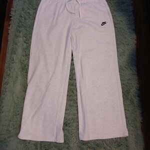 Nike  Sweatpants